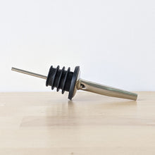 Load image into Gallery viewer, Wine Bottle Pour Spout
